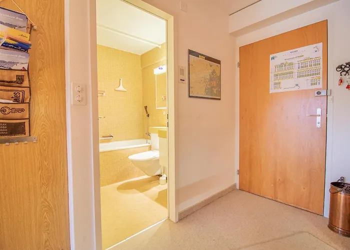 Rehwiesa C24 - Alpenstudio Mit Weisshornblick - Hallenbad-by Apartment Arosa